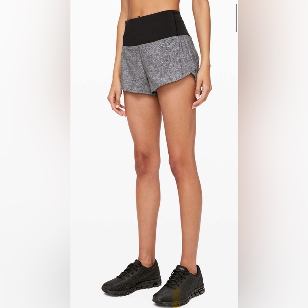 Lululemon Speed Up Short Rise 2.5